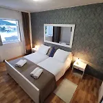 Zadar Franov On Island Ugljan With The Pool, Bbq And Beautiful Sea-view! Apartamento