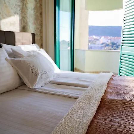 Zadar Franov On Island Ugljan With The Pool, Bbq And Beautiful Sea-view! Appartement Kali