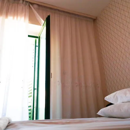 Zadar Franov On Island Ugljan With The Pool, Bbq And Beautiful Sea-view! Appartement