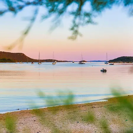 Zadar Franov On Island Ugljan With The Pool, Bbq And Beautiful Sea-view! Appartement *