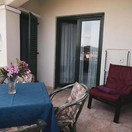 Appartement Zadar Franov On Island Ugljan With The Pool, Bbq And Beautiful Sea-view! *