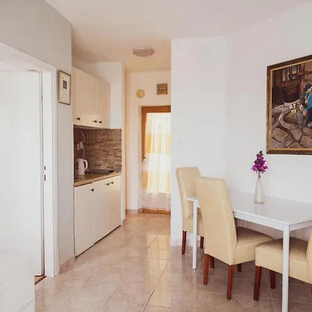 Zadar Franov On Island Ugljan With The Pool, Bbq And Beautiful Sea-view! Appartement *