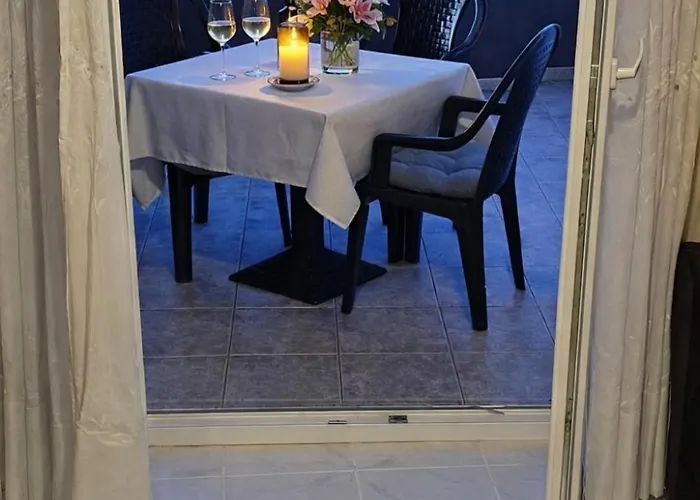 アパート Zadar Franov On Island Ugljan With The Pool, Bbq And Beautiful Sea-view! カリ