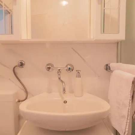 Διαμέρισμα Zadar Franov On Island Ugljan With The Pool, Bbq And Beautiful Sea-view!