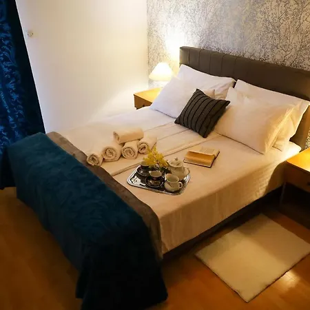 דירה Zadar Franov On Island Ugljan With The Pool, Bbq And Beautiful Sea-view! קאלי