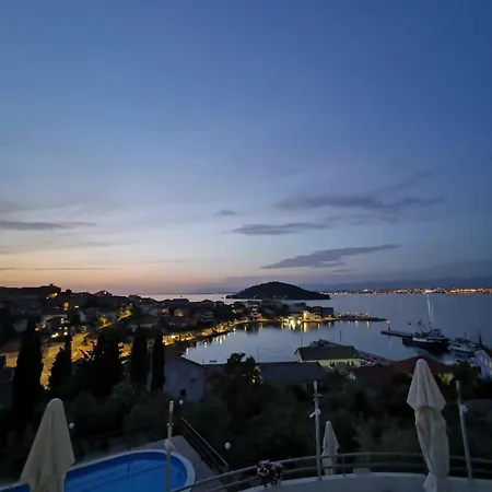Apartmán Zadar Franov On Island Ugljan With The Pool, Bbq And Beautiful Sea-view!