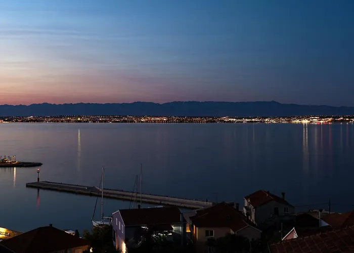 Zadar Franov On Island Ugljan With The Pool, Bbq And Beautiful Sea-view! 칼리