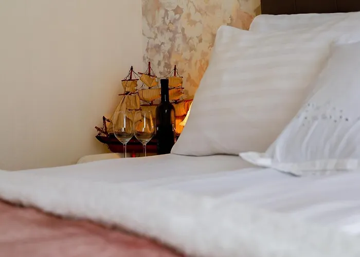 Zadar Franov On Island Ugljan With The Pool, Bbq And Beautiful Sea-view! Lejlighed Kali